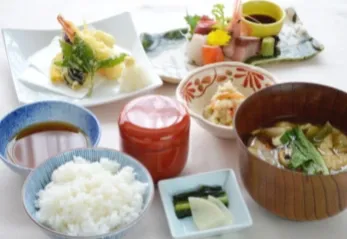 写真:和定食