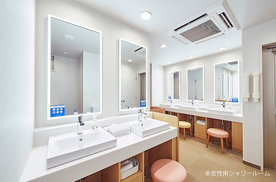 Women's shower room